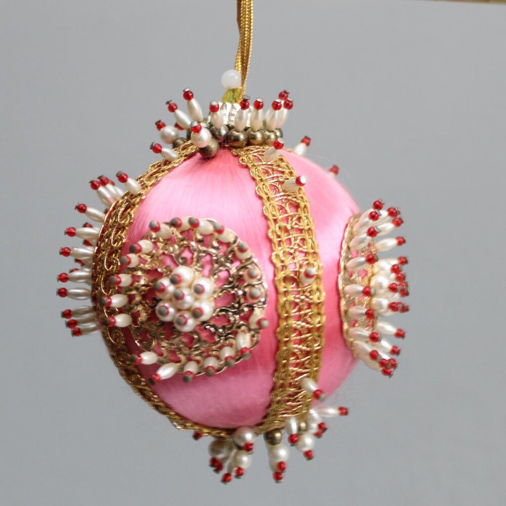 Vintage Pink Satin Ball Beaded Push Pin Christmas Ornament Sequin Embellished 5” - Picture 3 of 8